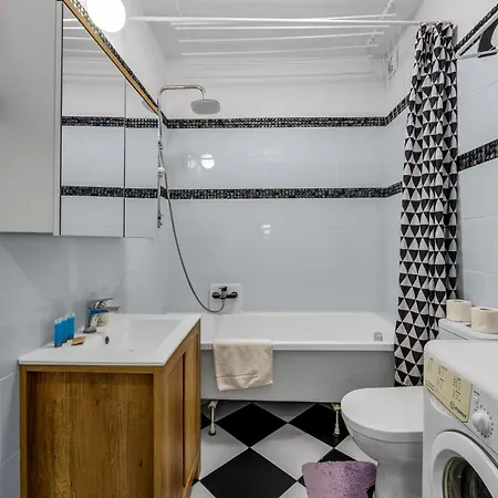 Marywilska Comfort By Bookinghost アパート *