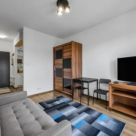 Marywilska Comfort By Bookinghost ワルシャワ