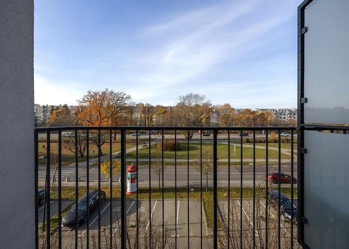 Marywilska Comfort By Bookinghost