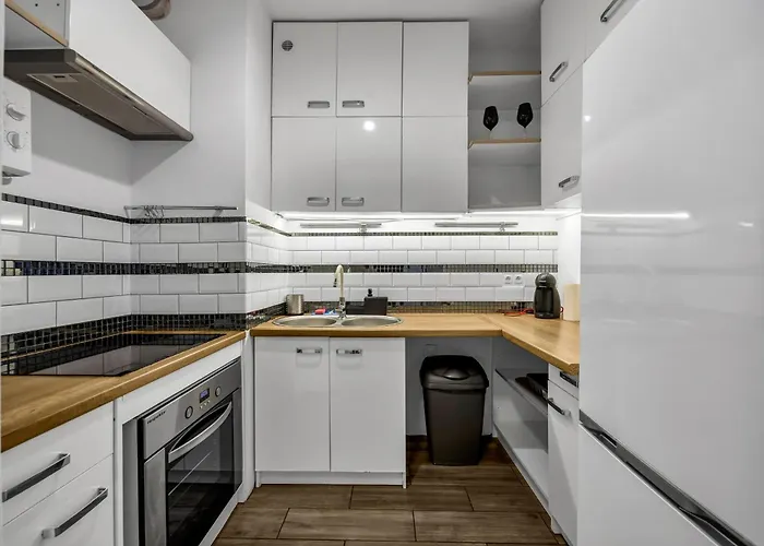 Marywilska Comfort By Bookinghost Apartament *