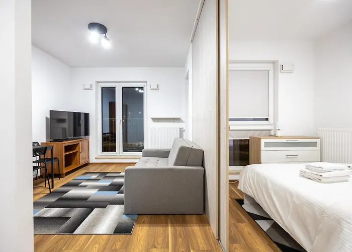 Marywilska Comfort By Bookinghost